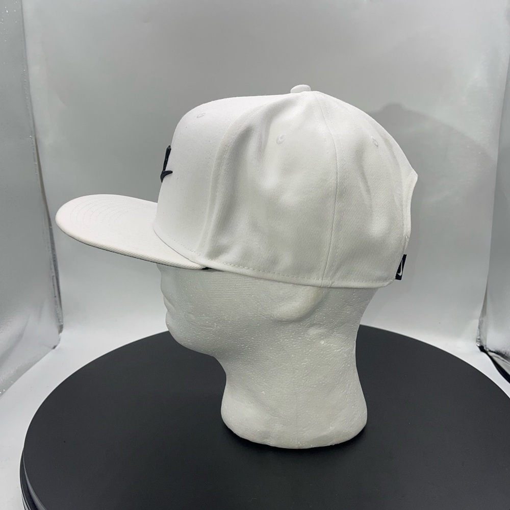 Nike Pro Hat - image 2